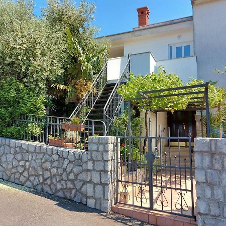 Apartments Bolonic Кърк Екстериор снимка