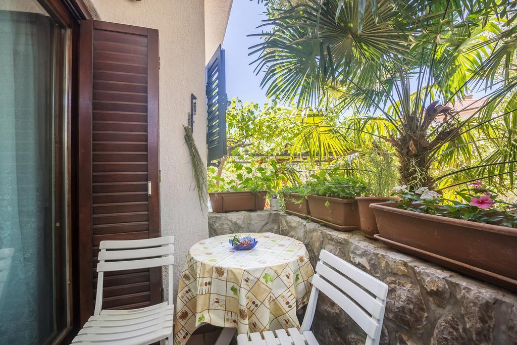 Apartments Bolonic Кърк Екстериор снимка